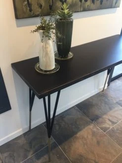 Mathi Design Consoles Et Drapiers Console Noire Pieds En Acier -Marquee Magasin console noire pieds en acier 1