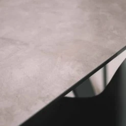 Oviala Tables à Manger Table à Manger Aluminium Et Céramique Grise -Marquee Magasin table a manger aluminium et ceramique grise 2