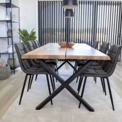 House Nordic Tables à Manger Table à Manger En Bois Et Métal 200x95cm Bois Clair Et Noir 9 House Nordic Tables à Manger Table à Manger En Bois Et Métal 200x95cm Bois Clair Et Noir -Marquee Magasin table a manger en bois et metal 200x95cm bois clair et noir 1