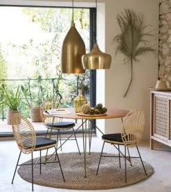 Maisons Du Monde Tables à Manger Table à Manger Ronde En Métal Doré 4/6 Personnes D120 -Marquee Magasin table a manger ronde en metal dore 4 6 personnes d120 1000 13 36 219755 4