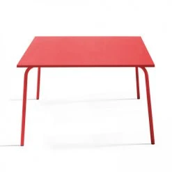 Oviala Tables à Manger Table Carrée Acier Rouge -Marquee Magasin table carree acier rouge 4