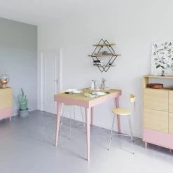 Symbiosis Tables à Manger Table Effet Bois Chêne Clair Et Rose Poudré -Marquee Magasin table effet bois chene clair et rose poudre 3