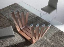 Angel Cerda Tables à Manger Table En Verre Trempé Et Pieds Placage Noyer L180 -Marquee Magasin table en verre trempe et pieds placage noyer l180 3